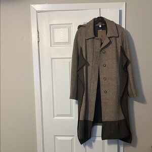 New authentic Burberry wool and cashmere coat